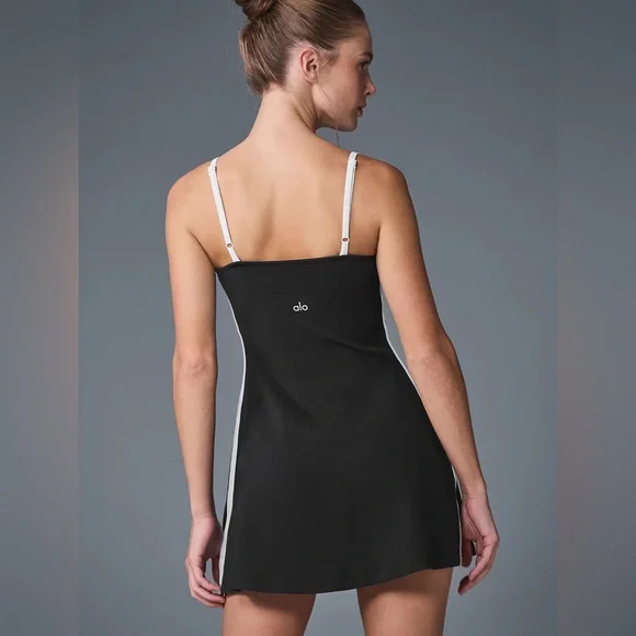 Alo Airbrushed Streamlined Dress - Picture 2 of 4